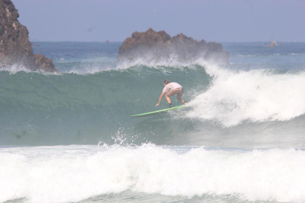 Big Daddy'S Surfcamp Apartment Pasanggaran ภายนอก รูปภาพ