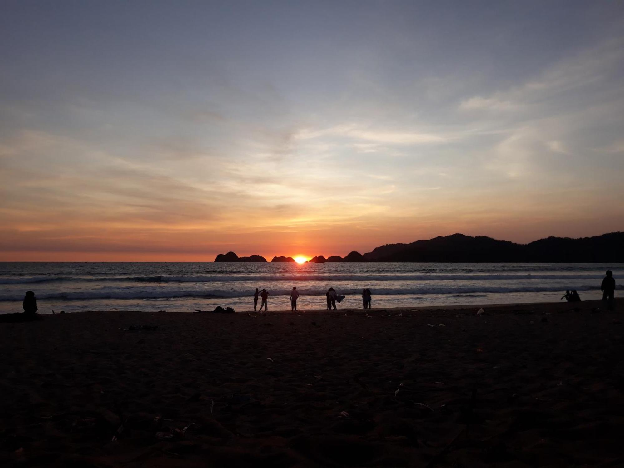 Big Daddy'S Surfcamp Apartment Pasanggaran ภายนอก รูปภาพ