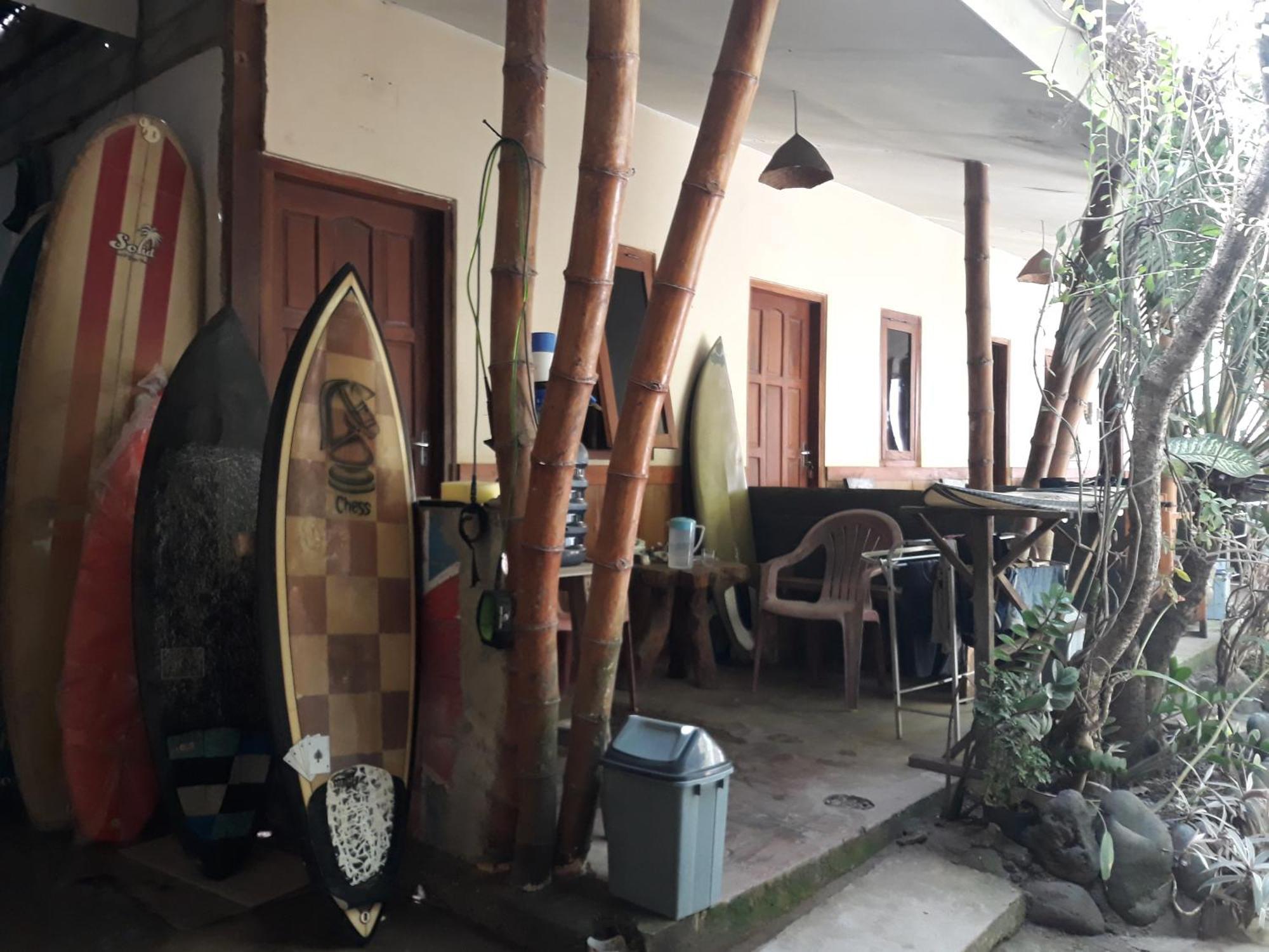 Big Daddy'S Surfcamp Apartment Pasanggaran ภายนอก รูปภาพ