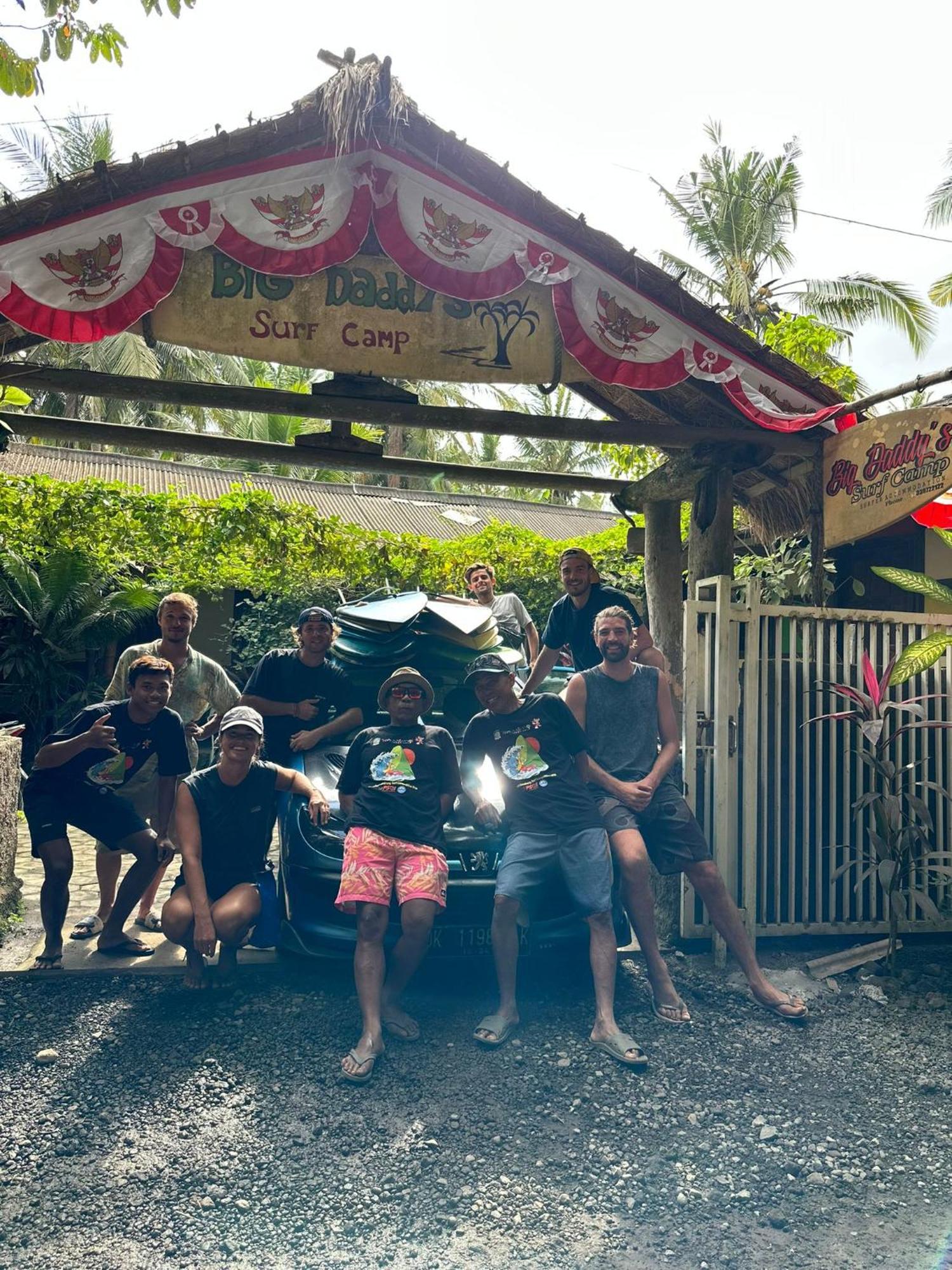 Big Daddy'S Surfcamp Apartment Pasanggaran ภายนอก รูปภาพ