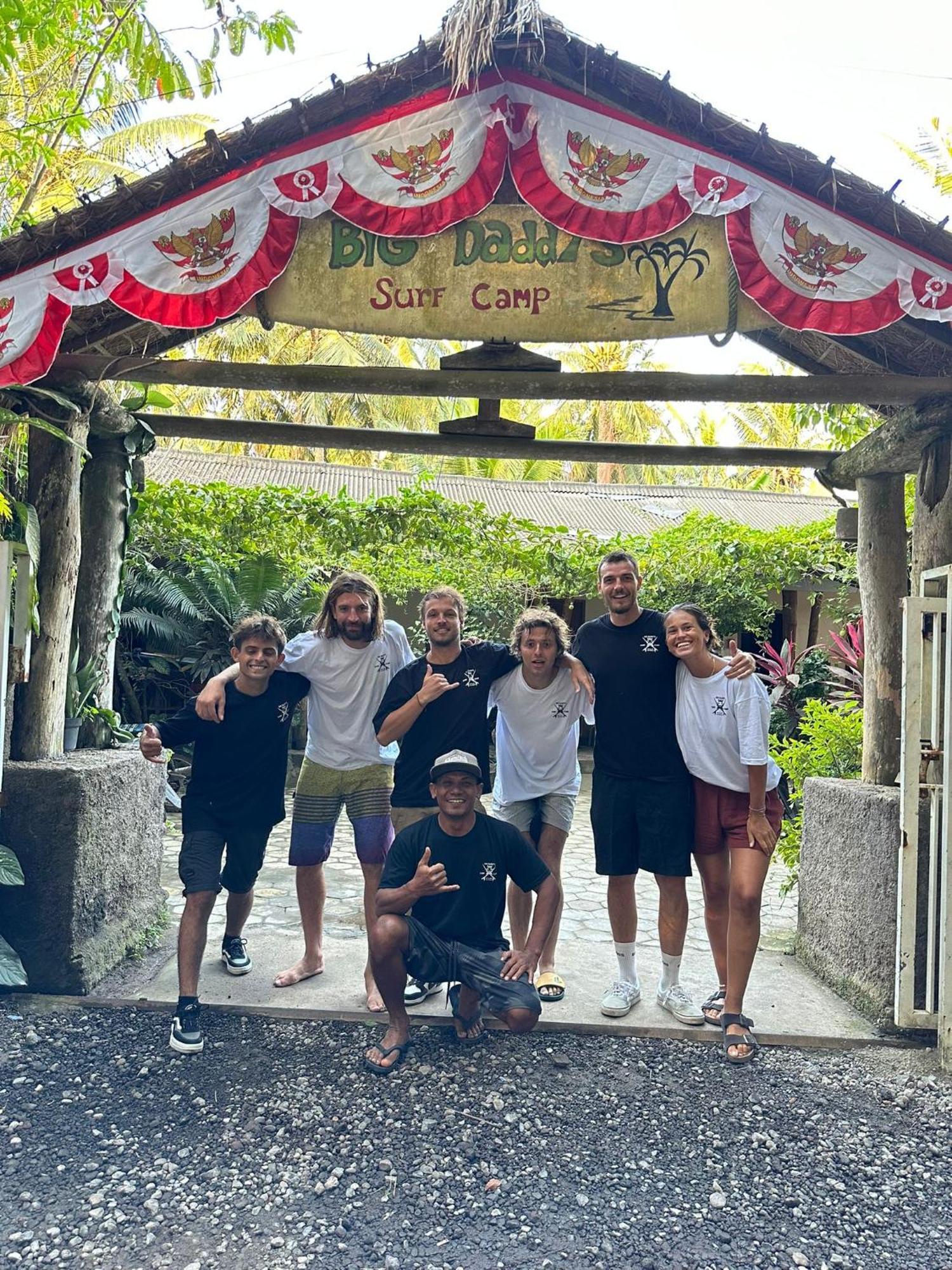 Big Daddy'S Surfcamp Apartment Pasanggaran ภายนอก รูปภาพ
